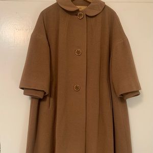 True Vintage ,1940s swing Coat . 3/4 double kimono sleeves.